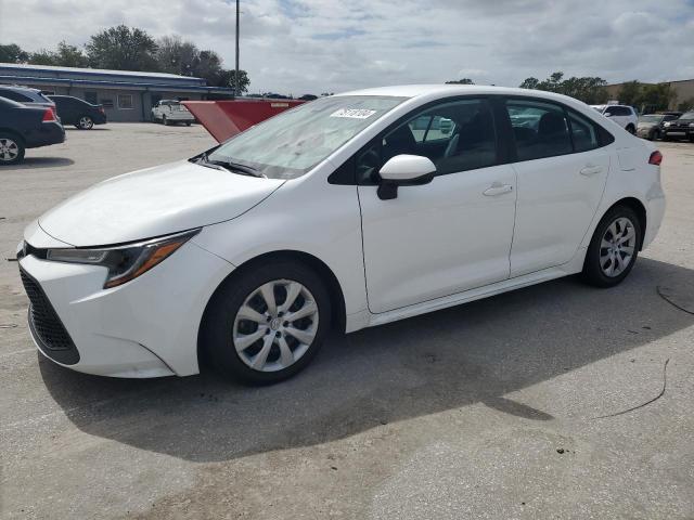 TOYOTA COROLLA LE 2022 with VIN 5YFEPMAE9NP291016 - Photo from auction