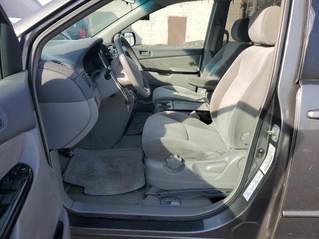Photo 7 from auction – 2004 TOYOTA SIENNA CE with VIN 5TDZA23C14S153768