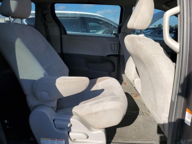 Photo 11 from auction – 2015 TOYOTA SIENNA with VIN 5TDZK3DC6FS670097