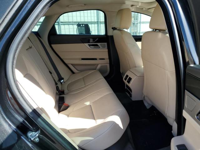 Photo 10 from auction – 2017 JAGUAR XF PREMIUM with VIN SAJBD4BV0HCY43592