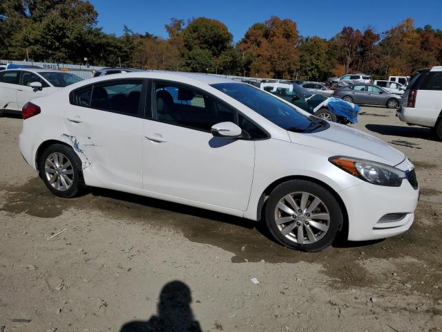 Photo 4 from auction – 2015 KIA FORTE LX with VIN KNAFX4A62F5398174