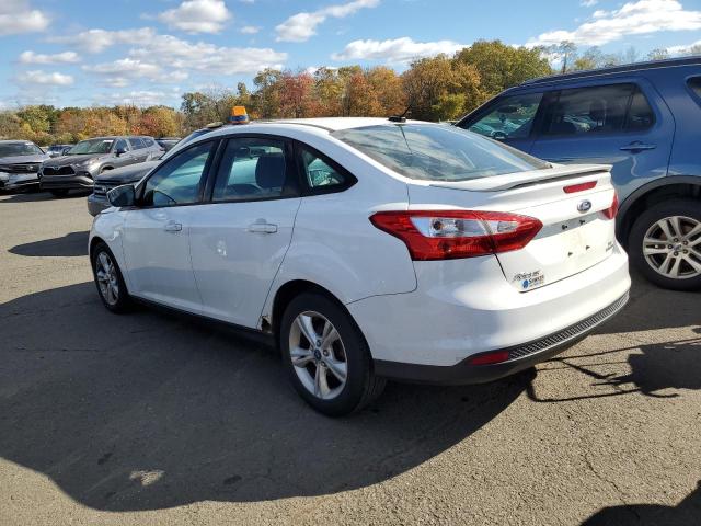 Photo 2 from auction – 2012 FORD FOCUS SE with VIN 1FAHP3F22CL441629