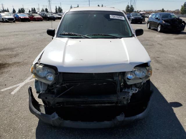 Photo 5 from auction – 2006 FORD ESCAPE XLS with VIN 1FMYU02Z56KC80946