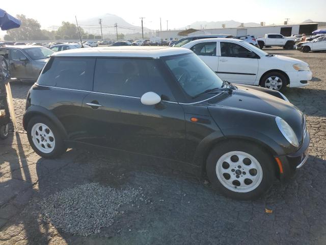 Photo 4 from auction – 2003 MINI COOPER with VIN WMWRC33493TC46269