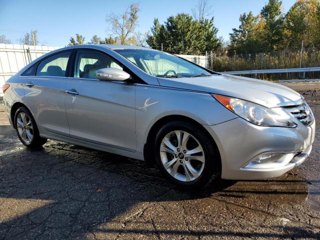 Photo 4 from auction – 2011 HYUNDAI SONATA SE with VIN 5NPEC4AC7BH011368
