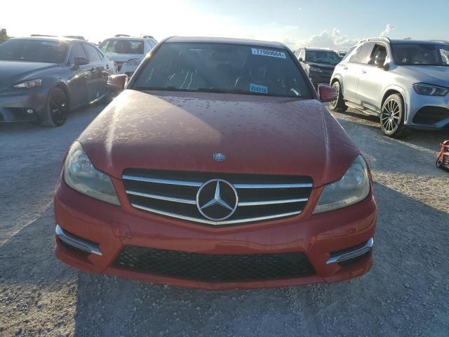 Photo 5 from auction – 2014 MERCEDES-BENZ C 250 with VIN WDDGF4HB7EA960496