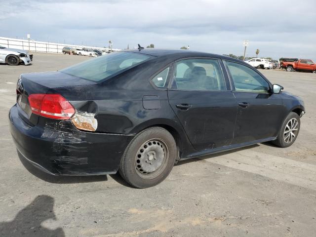 Photo 3 from auction – 2013 VOLKSWAGEN PASSAT S with VIN 1VWAP7A33DC137369