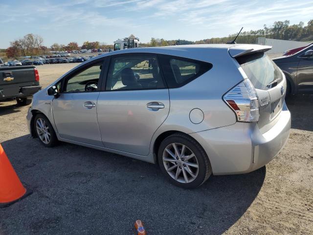 Photo 2 from auction – 2013 TOYOTA PRIUS V with VIN JTDZN3EU3D3207668