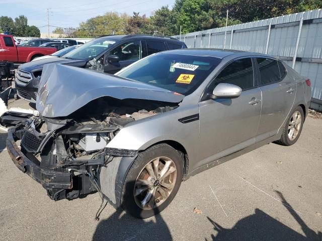 KIA OPTIMA EX 2011 with VIN KNAGN4A73B5081811 - Photo from auction