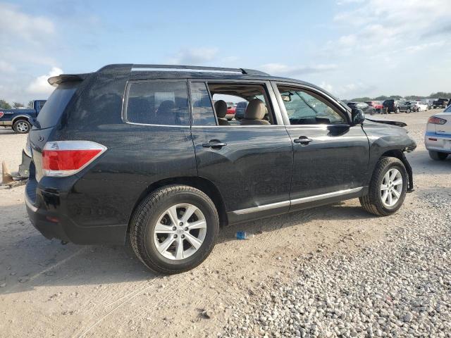 Photo 3 from auction – 2011 TOYOTA HIGHLANDER with VIN 5TDZK3EH0BS029905
