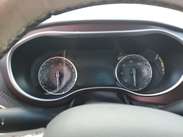 Photo 9 from auction – 2017 CHRYSLER PACIFICA L with VIN 2C4RC1GG3HR571099
