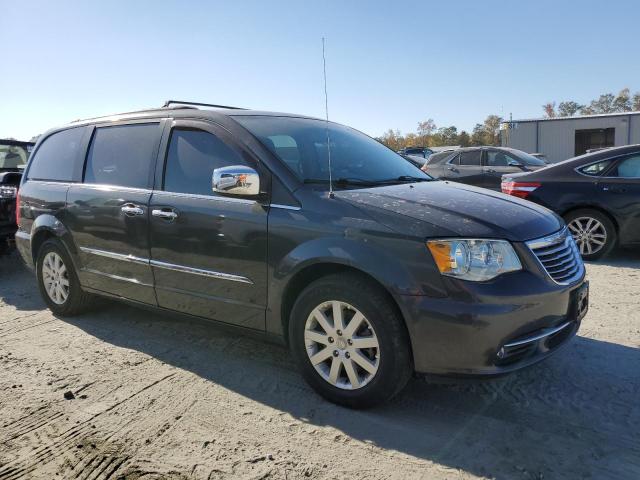 Photo 4 from auction – 2012 CHRYSLER TOWN & COU with VIN 2C4RC1CG0CR106794