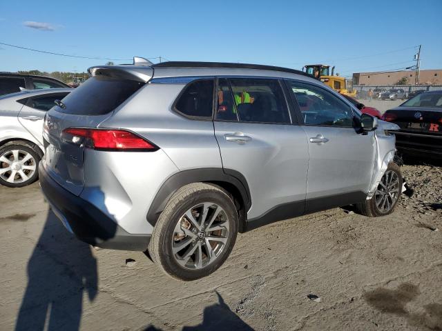 Photo 3 from auction – 2022 TOYOTA COROLLA CR with VIN 7MUDAABG2NV043649