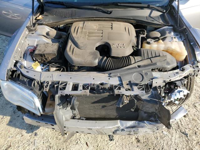Photo 11 from auction – 2015 CHRYSLER 300 LIMITE with VIN 2C3CCAAG3FH772622