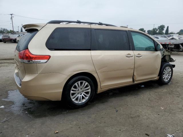 Photo 3 from auction – 2011 TOYOTA SIENNA XLE with VIN 5TDYK3DC7BS134250