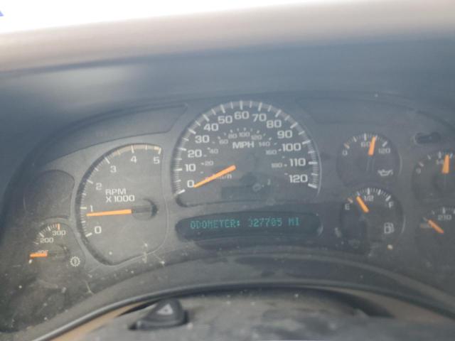 Фото 9 с аукциона – 2005 CHEVROLET SILVERADO с VIN 1GCHK232X5F907977