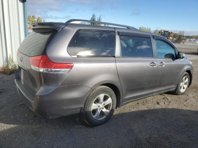 Photo 3 from auction – 2014 TOYOTA SIENNA LE with VIN 5TDKK3DC9ES417761