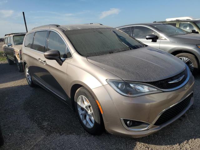 Photo 4 from auction – 2017 CHRYSLER PACIFICA T with VIN 2C4RC1BG7HR609943