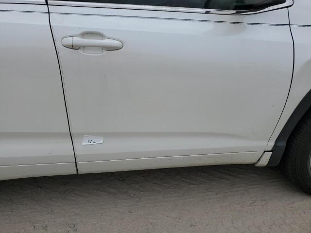 Photo 13 from auction – 2018 TOYOTA HIGHLANDER with VIN 5TDZARFH4JS038917