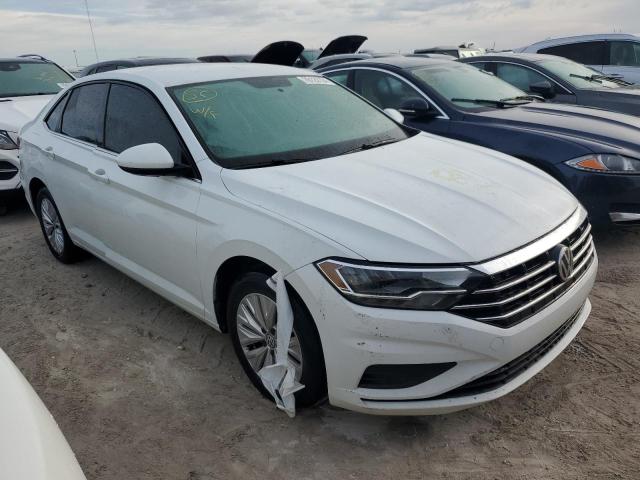 Photo 4 from auction – 2019 VOLKSWAGEN JETTA S with VIN 3VWC57BU2KM230577