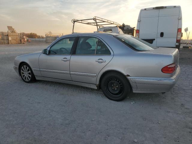Фото 2 с аукциона – 2002 MERCEDES-BENZ E 320 с VIN WDBJF65J32B498384