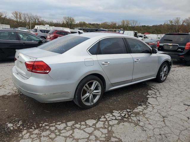 Photo 3 from auction – 2015 VOLKSWAGEN PASSAT SEL with VIN 1VWCV7A33FC003303