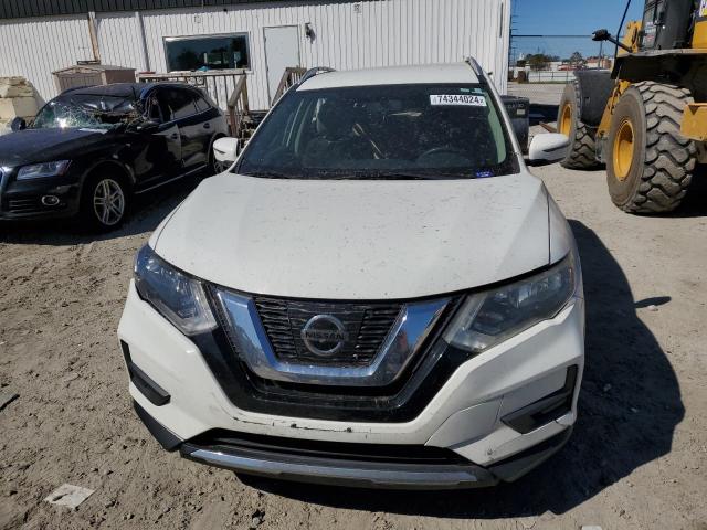 Photo 5 from auction – 2017 NISSAN ROGUE S with VIN KNMAT2MT2HP588921