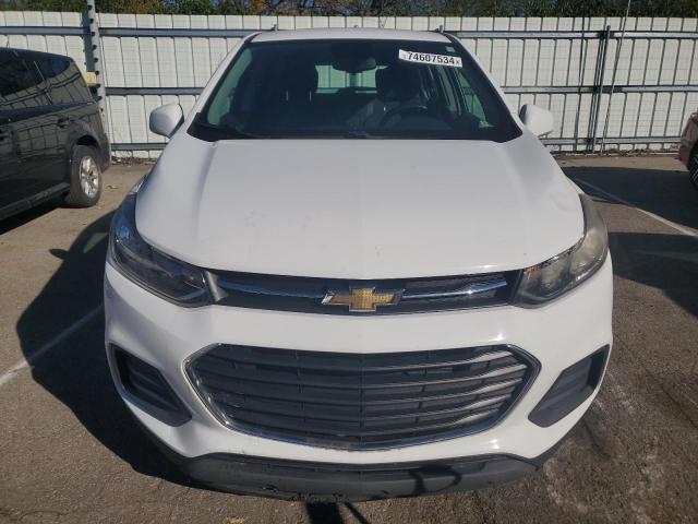 Photo 5 from auction – 2018 CHEVROLET TRAX LS with VIN KL7CJKSB7JB701867