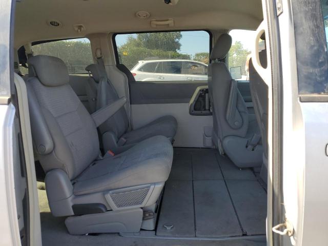 Photo 11 from auction – 2008 CHRYSLER TOWN & COU with VIN 2A8HR44H48R686845