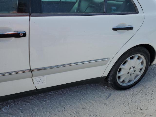 Photo 12 from auction – 1996 MERCEDES-BENZ E 300D with VIN WDBJF20F1TJ019480