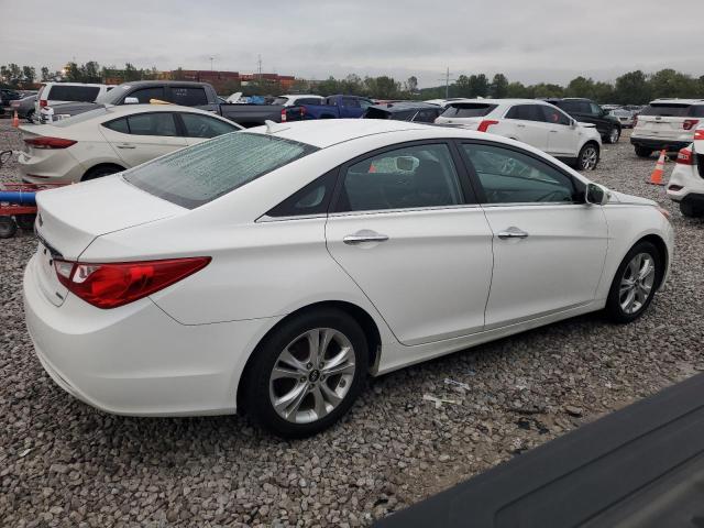 Photo 3 from auction – 2011 HYUNDAI SONATA SE with VIN 5NPEC4AC3BH073236