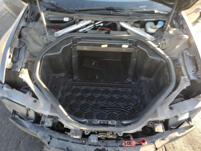 Photo 11 from auction – 2015 TESLA MODEL S 85 with VIN 5YJSA1H14FFP72830