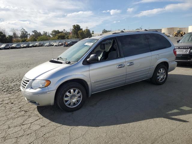Photo 1 from auction – 2005 CHRYSLER TOWN & COU with VIN 2C8GP64L45R391666