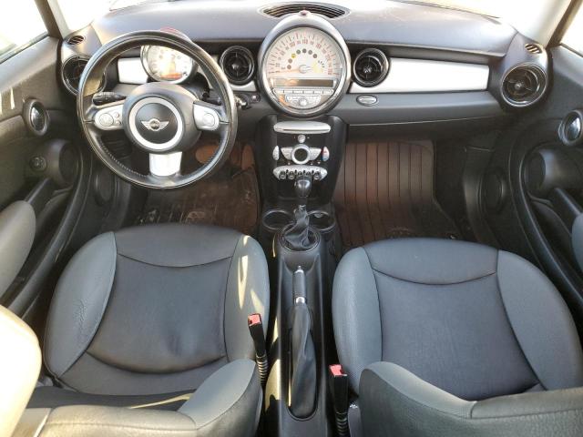 Photo 8 from auction – 2010 MINI COOPER CLU with VIN WMWML3C57ATX39090