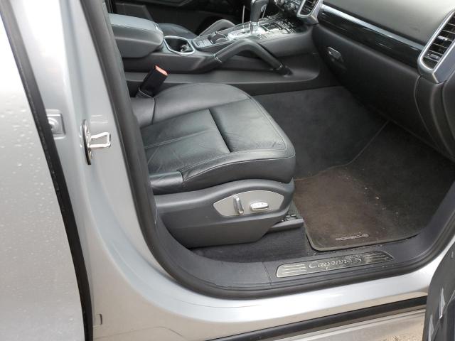 Photo 13 from auction – 2012 PORSCHE CAYENNE S with VIN WP1AB2A29CLA51850