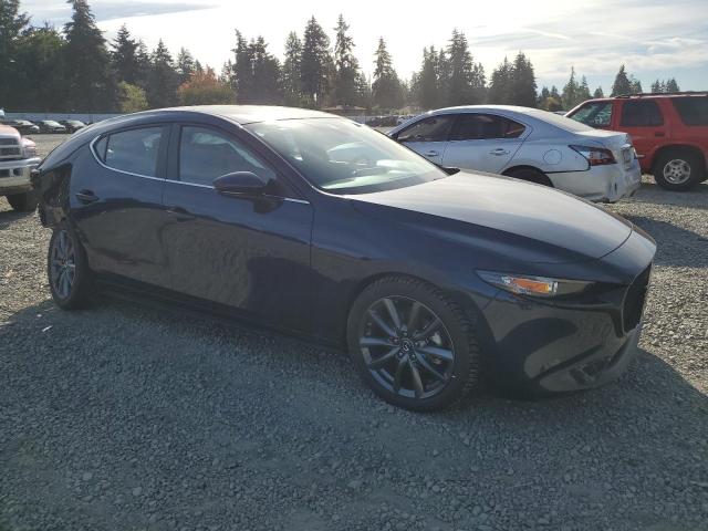 Photo 4 from auction – 2019 MAZDA 3 with VIN JM1BPBJM5K1124943