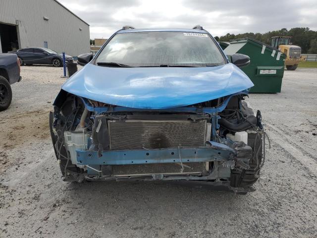 Photo 5 from auction – 2017 TOYOTA RAV4 SE with VIN JTMNFREV0HJ716528