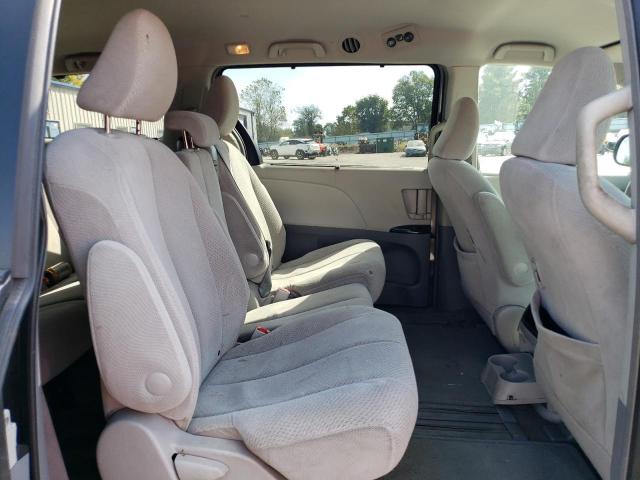 Photo 11 from auction – 2012 TOYOTA SIENNA BAS with VIN 5TDKA3DC5CS009404