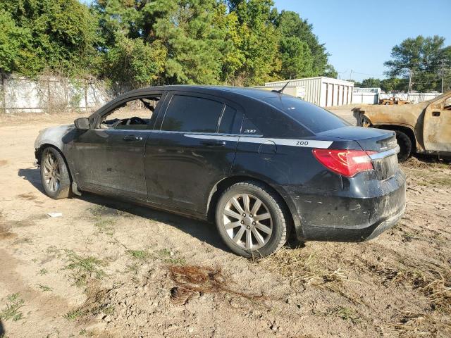 Photo 2 from auction – 2013 CHRYSLER 200 LX with VIN 1C3CCBAB6DN669662