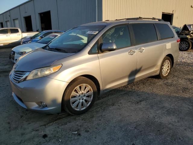 Photo 1 from auction – 2013 TOYOTA SIENNA XLE with VIN 5TDDK3DCXDS054488
