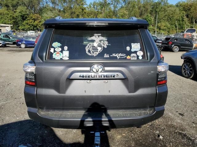 Photo 6 from auction – 2018 TOYOTA 4RUNNER SR with VIN JTEBU5JR9J5534119