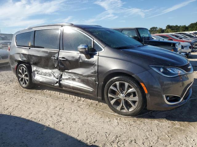 Photo 4 from auction – 2017 CHRYSLER PACIFICA L with VIN 2C4RC1GG5HR770283
