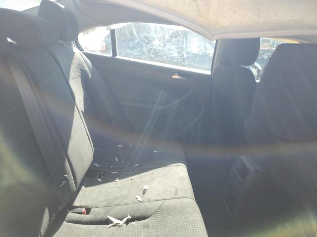 Photo 10 from auction – 2015 VOLKSWAGEN JETTA BASE with VIN 3VW1K7AJ4FM342844