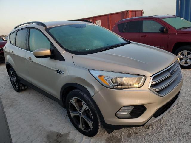 Photo 4 from auction – 2017 FORD ESCAPE SE with VIN 1FMCU0GD0HUA20582