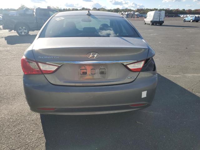 Photo 6 from auction – 2011 HYUNDAI SONATA SE with VIN 5NPEC4AC4BH237979
