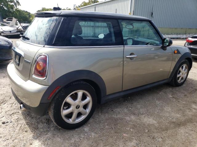 Photo 3 from auction – 2010 MINI COOPER with VIN WMWMF3C55ATZ64504