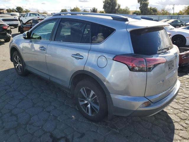 Photo 2 from auction – 2017 TOYOTA RAV4 XLE with VIN 2T3WFREV3HW375891