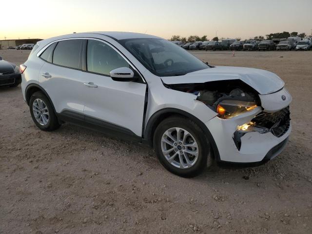 Photo 4 from auction – 2021 FORD ESCAPE SE with VIN 1FMCU0BZ0MUB19559