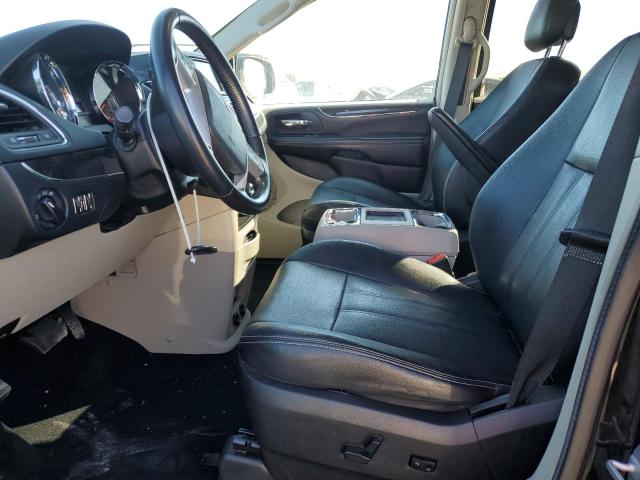 Photo 7 from auction – 2016 CHRYSLER TOWN & COU with VIN 2C4RC1AG1GR120745