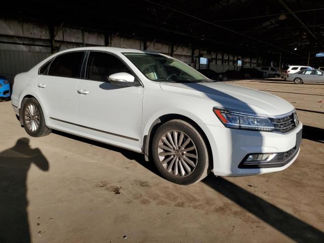Photo 4 from auction – 2016 VOLKSWAGEN PASSAT SE with VIN 1VWBS7A36GC039573